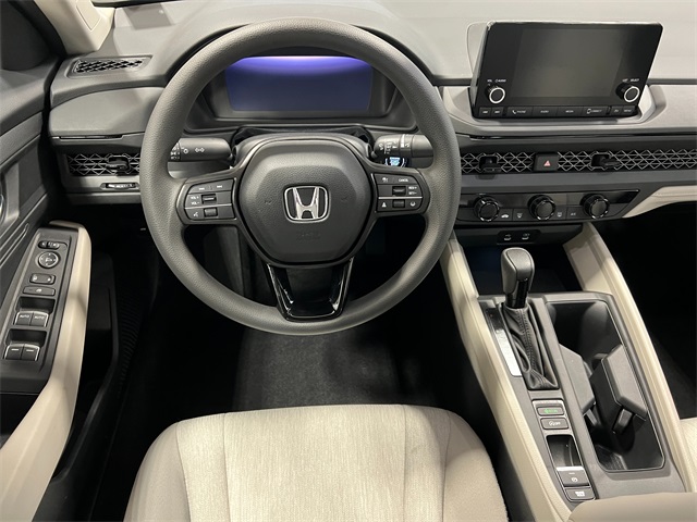 2025 Honda Accord LX photo 15