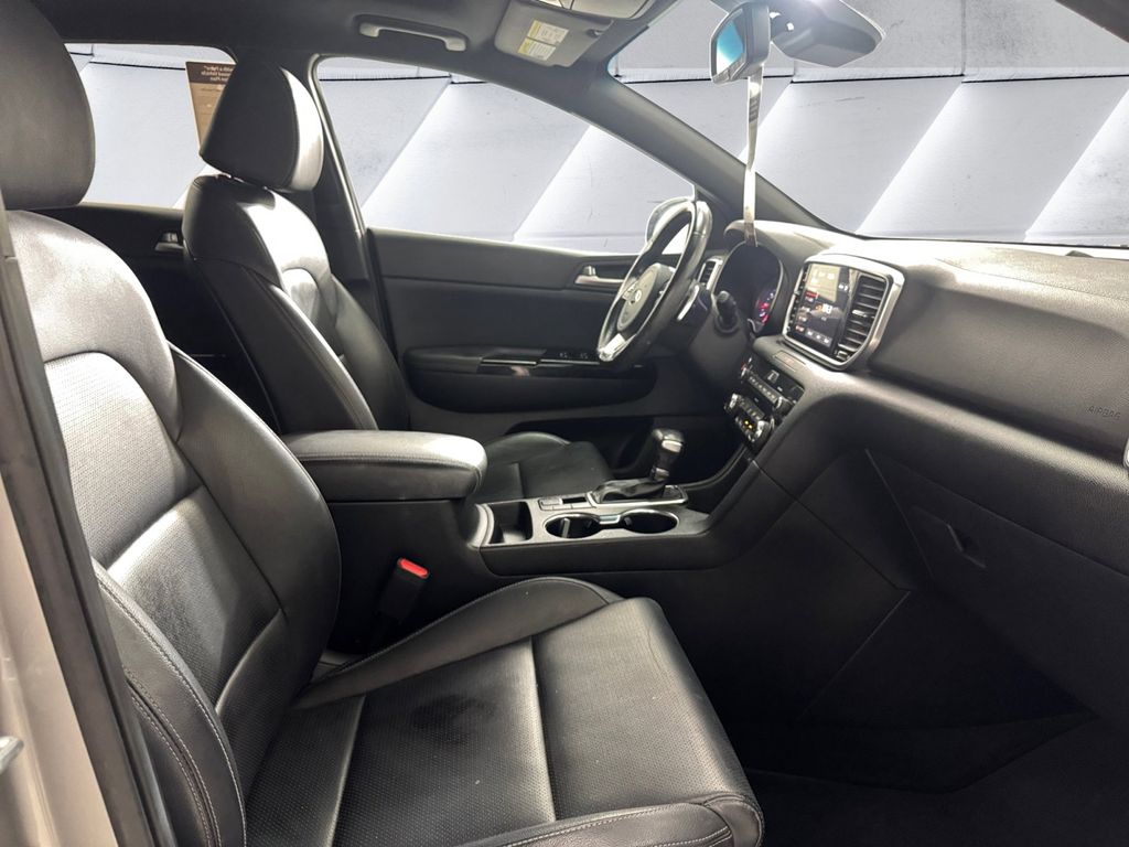 2022 Kia Sportage Nightfall Edition photo 13