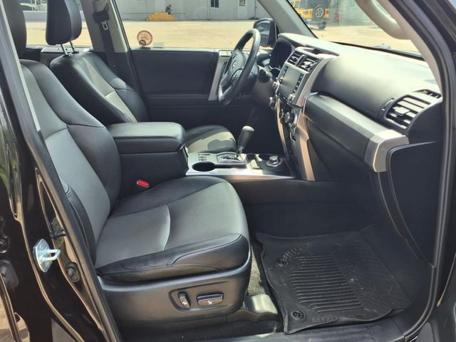 2021 Toyota 4Runner SR5 Premium photo 22
