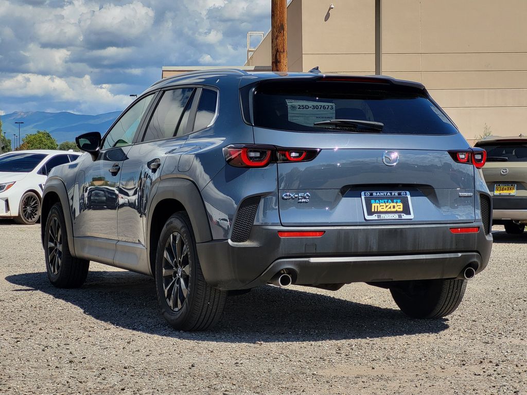 2024 Mazda CX-50 2.5 S Premium photo 5