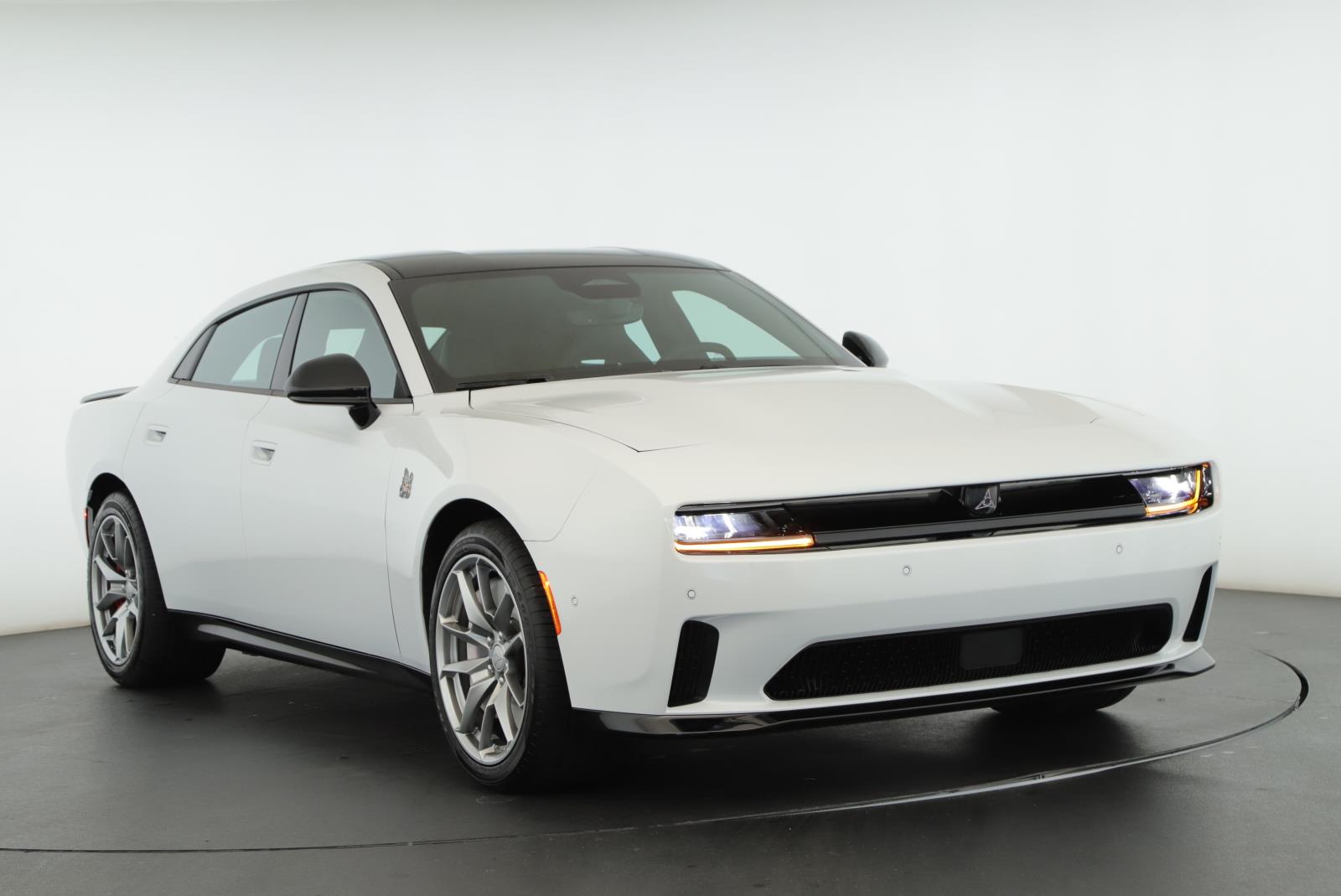 2026 Dodge Charger Daytona Scat Pack's photo