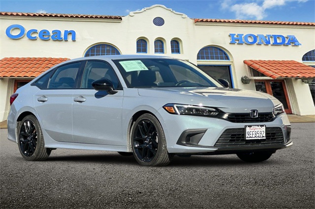 2023 Honda Civic Sport photo 2