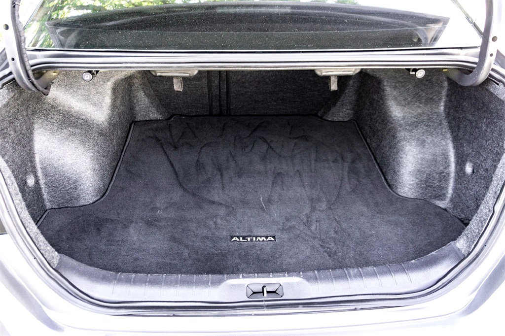 2024 Nissan Altima 2.5 SV photo 30
