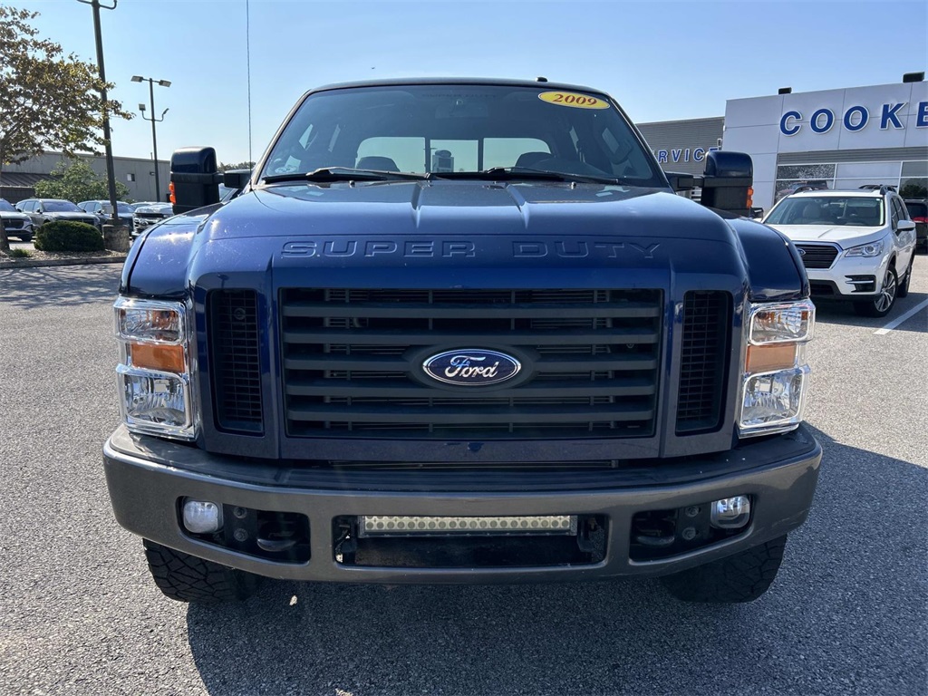 2009 Ford F-250 FX4 photo 9