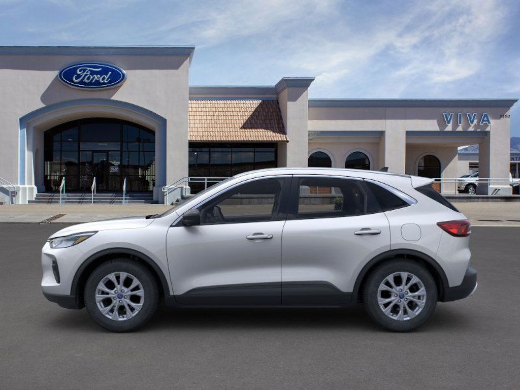 2024 Ford Escape Active photo 2