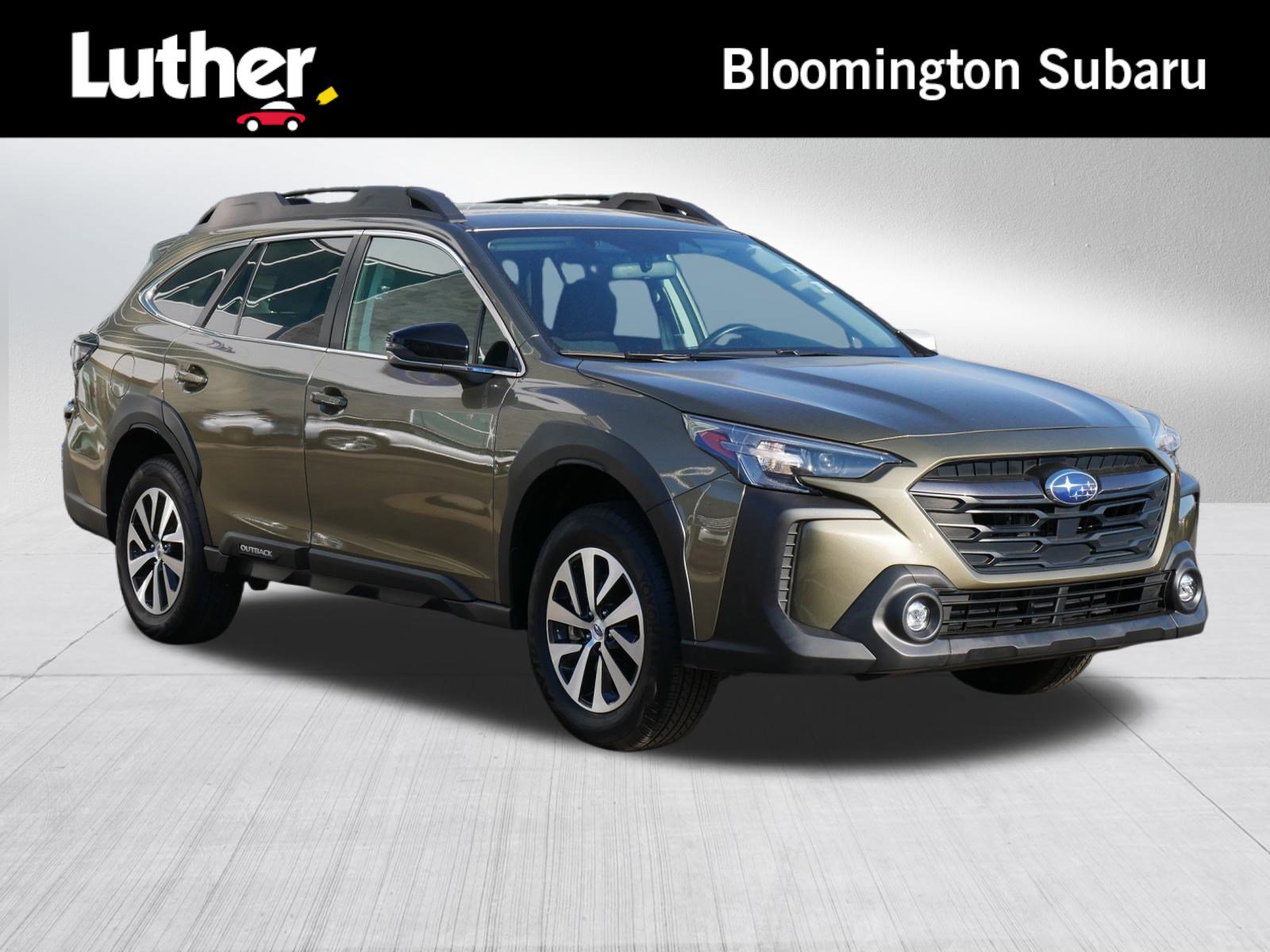 2024 Subaru Outback Premium's photo