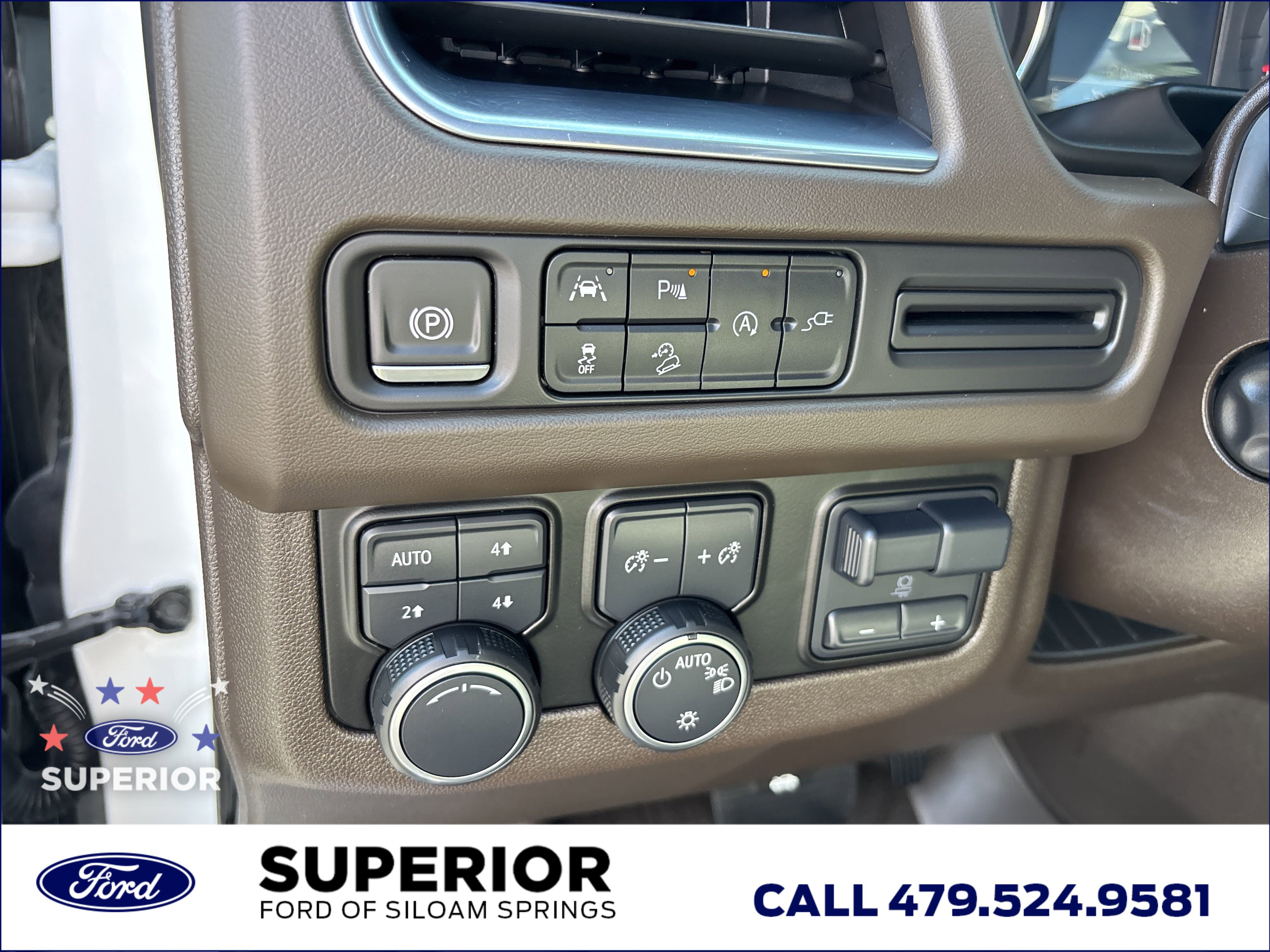 2021 Chevrolet Suburban Z71 photo 15