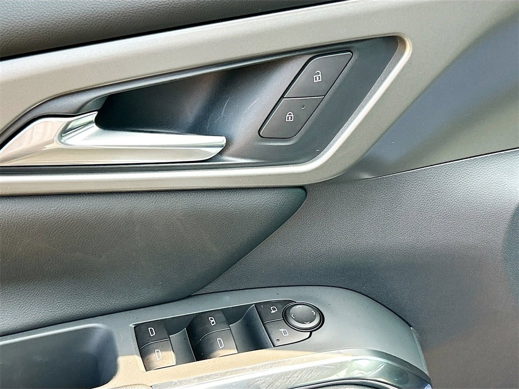 2026 Chevrolet Traverse photo 16