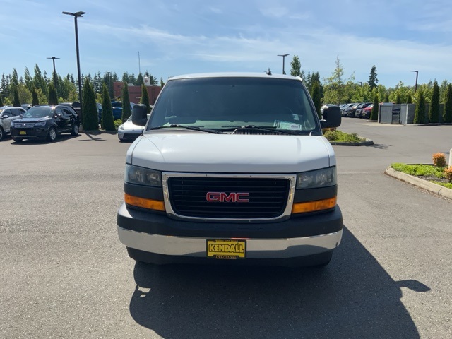 2019 Gmc Savana 3500 photo 2
