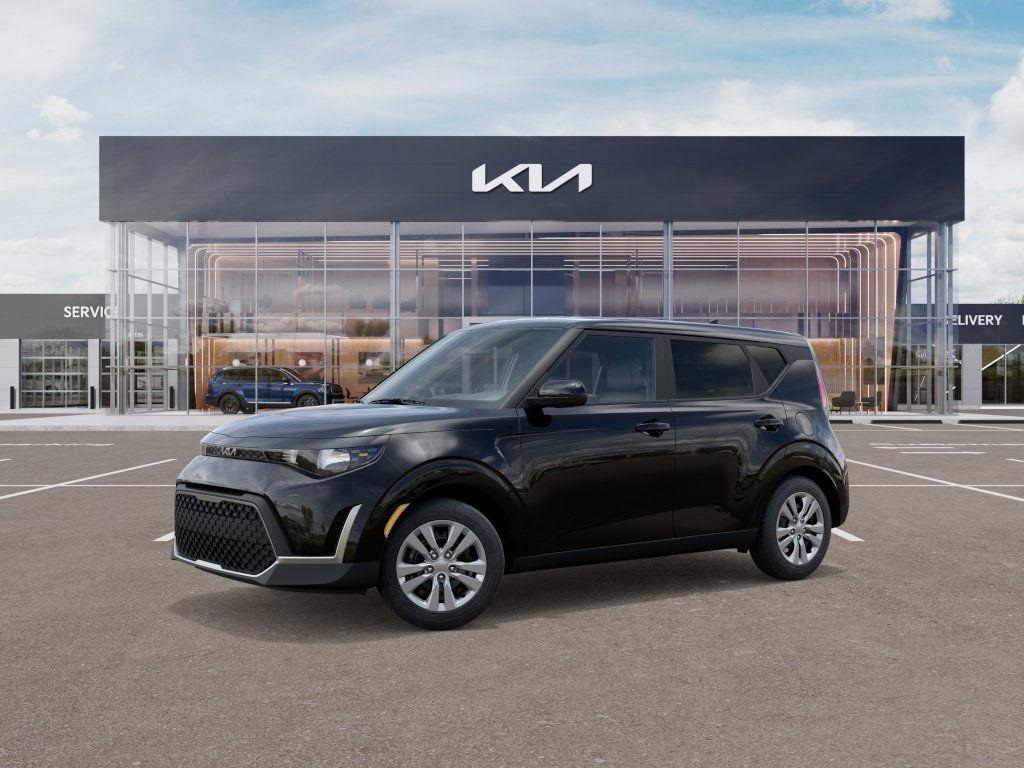 2025 Kia Soul LX photo 3