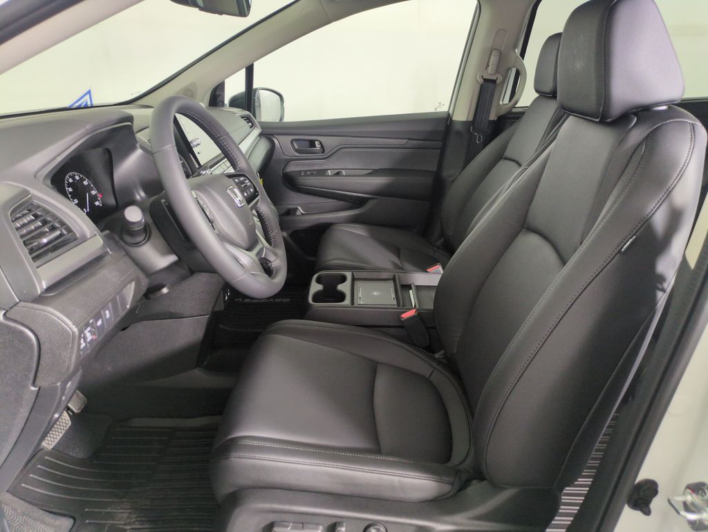 2026 Honda Odyssey EX-L photo 9