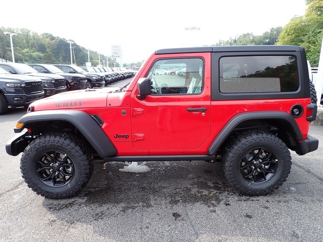 2025 Jeep Wrangler Willys photo 2