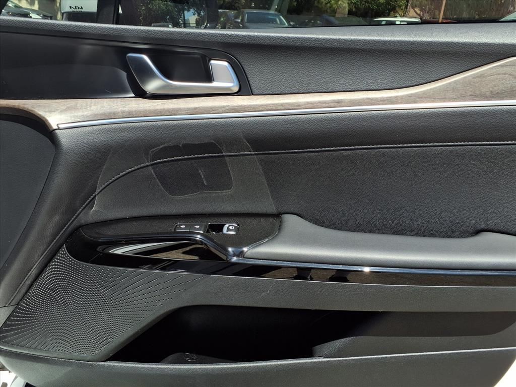 2023 Kia K5 EX photo 22