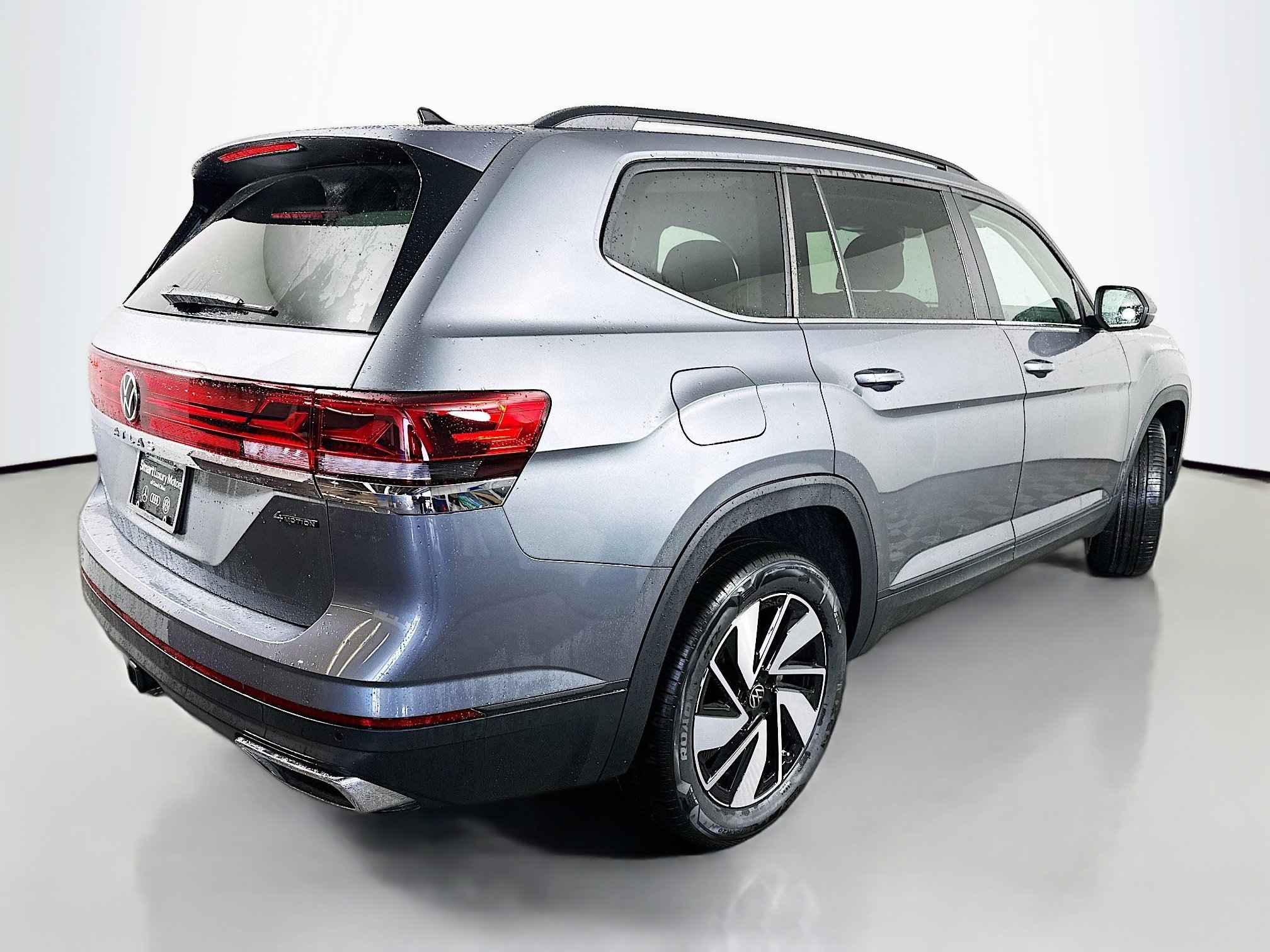 2025 Volkswagen Atlas SE Technology photo 7