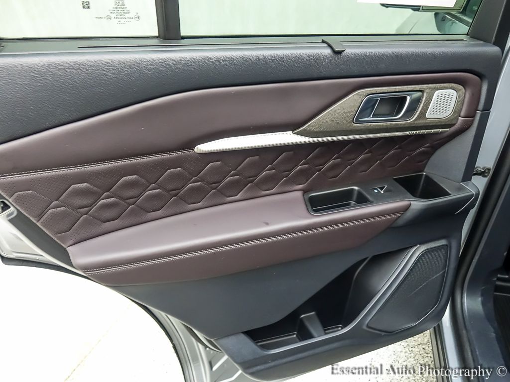 2025 FORD EXPLORER - Image 23