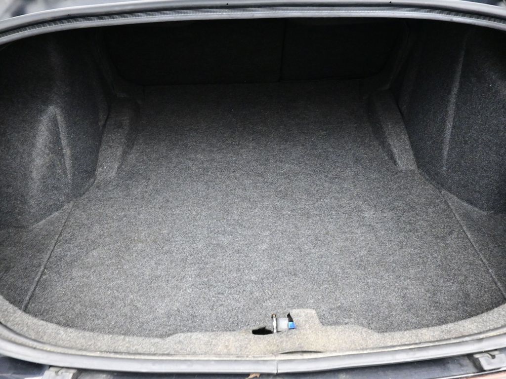 2008 Dodge Charger R/T photo 27