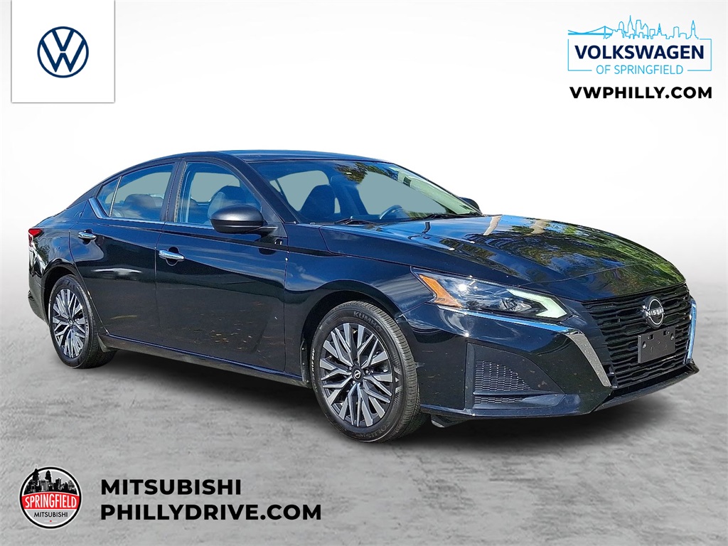 2025 Nissan Altima SV's photo