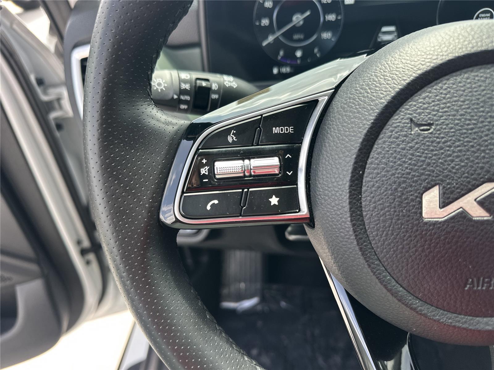 2024 Kia Seltos SX photo 6