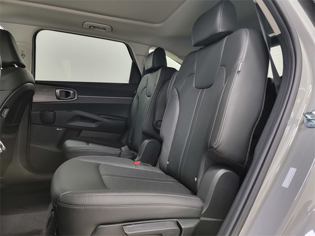 2026 Kia Sorento EX photo 14