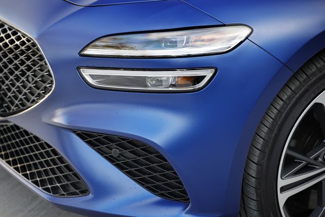 2025 Genesis G70 3.3T Sport Advanced photo 13