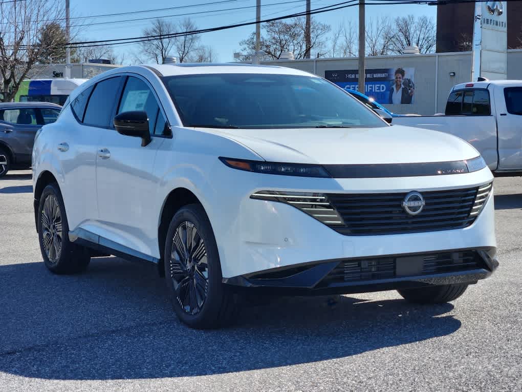 2025 Nissan Murano Platinum photo 2