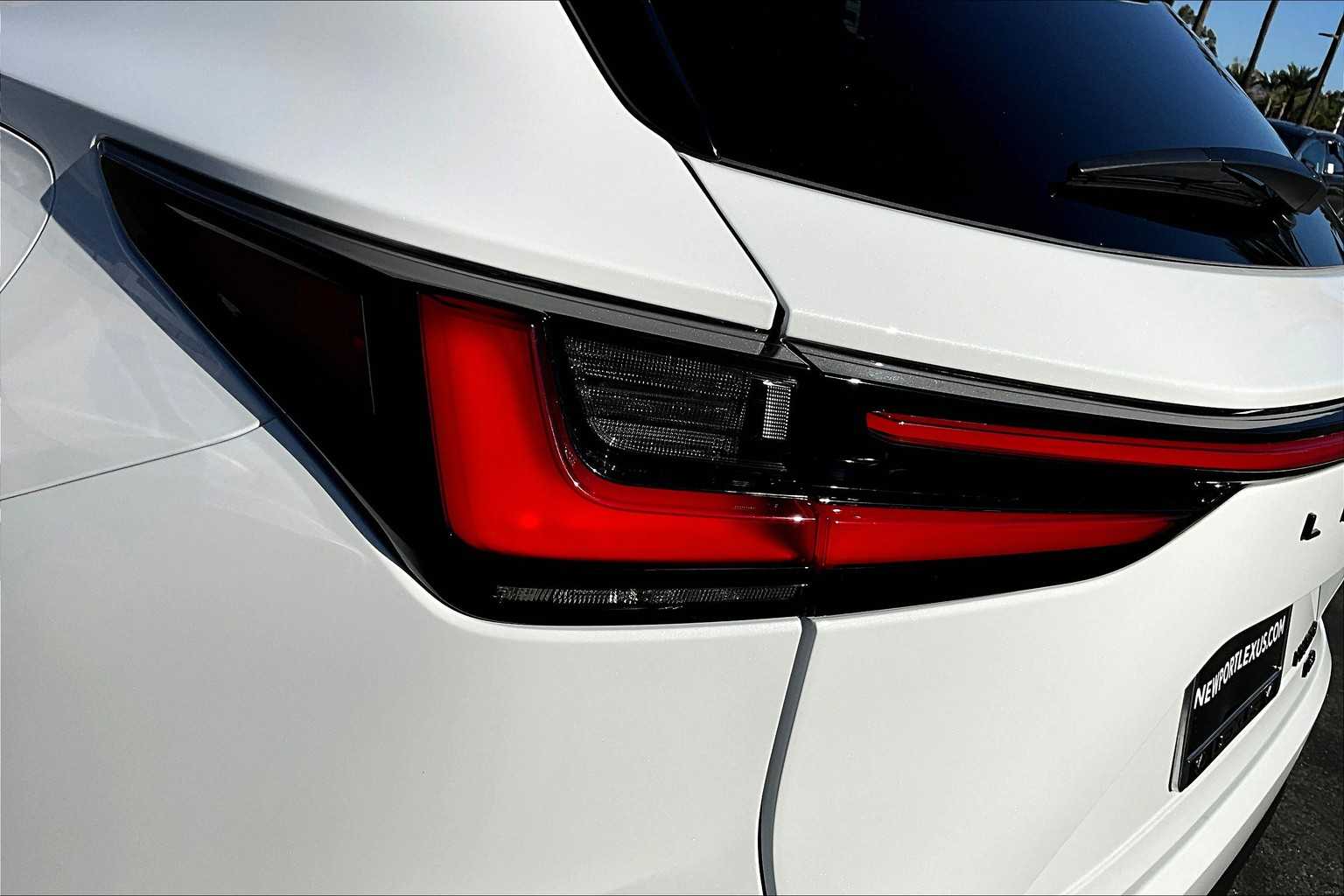 2026 Lexus NX 350 Premium photo 11