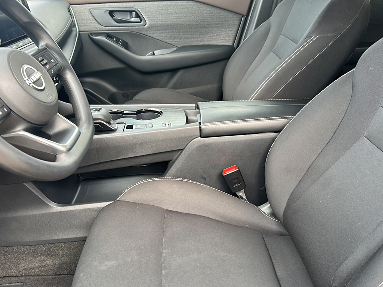 2023 Nissan Rogue S photo 2