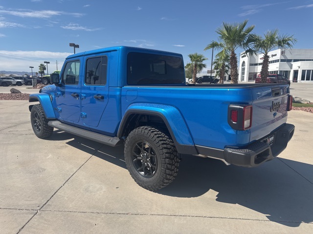 2025 Jeep Gladiator Sport photo 3