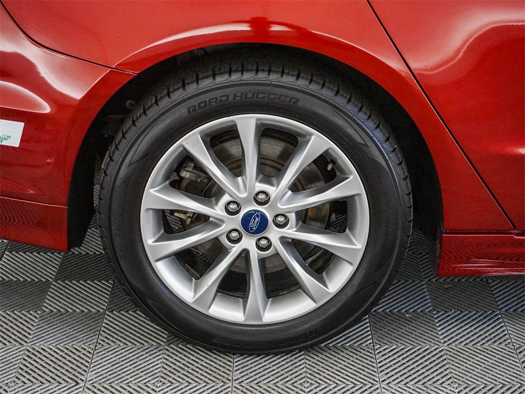 2017 Ford Fusion Energi SE photo 10