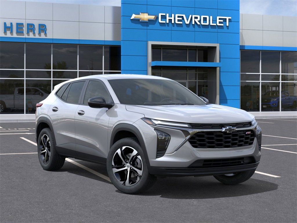 2025 Chevrolet Trax photo 2