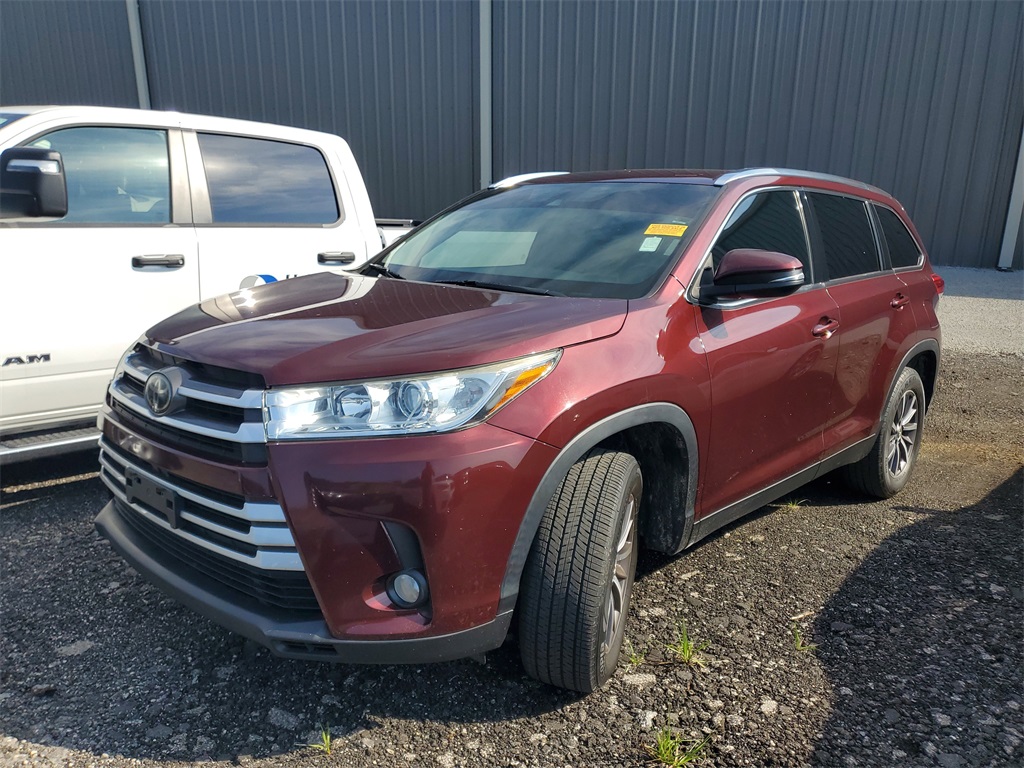 2019 Toyota Highlander SE XLE photo 6