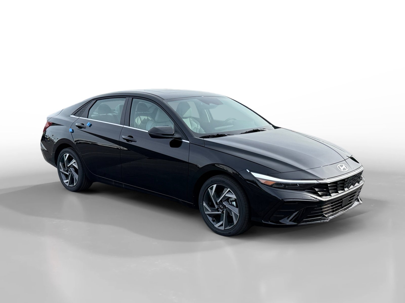 2025 Hyundai Elantra Hybrid Limited photo 7