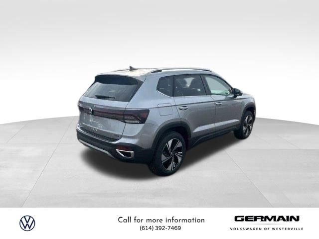 2025 Volkswagen Taos SE photo 3