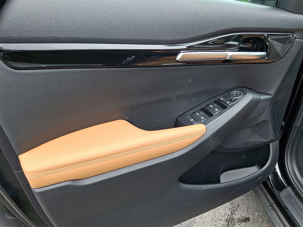 2025 Kia Seltos EX photo 10