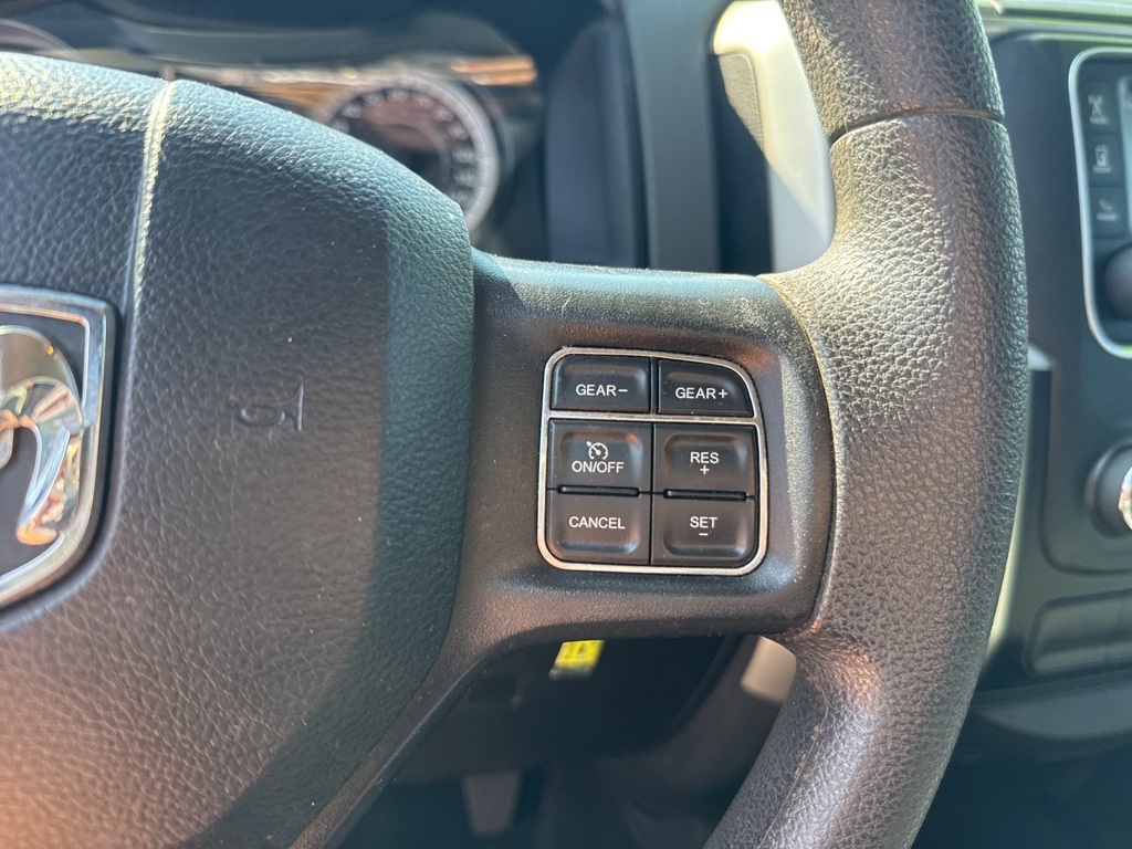 2019 Ram 1500 Classic SLT photo 17