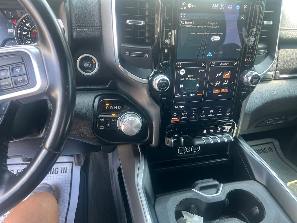 2022 Ram 2500 Laramie photo 17