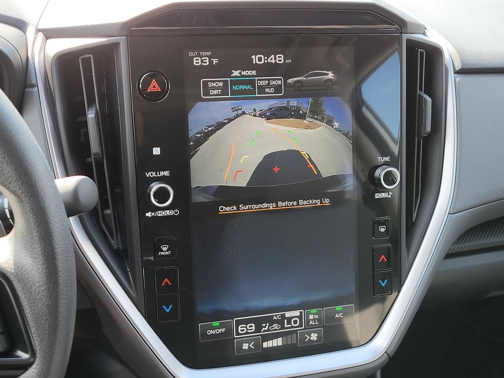 2025 Subaru Crosstrek Premium photo 9