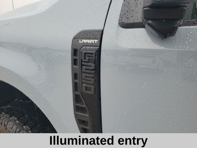 2026 Ford F-250 photo 8