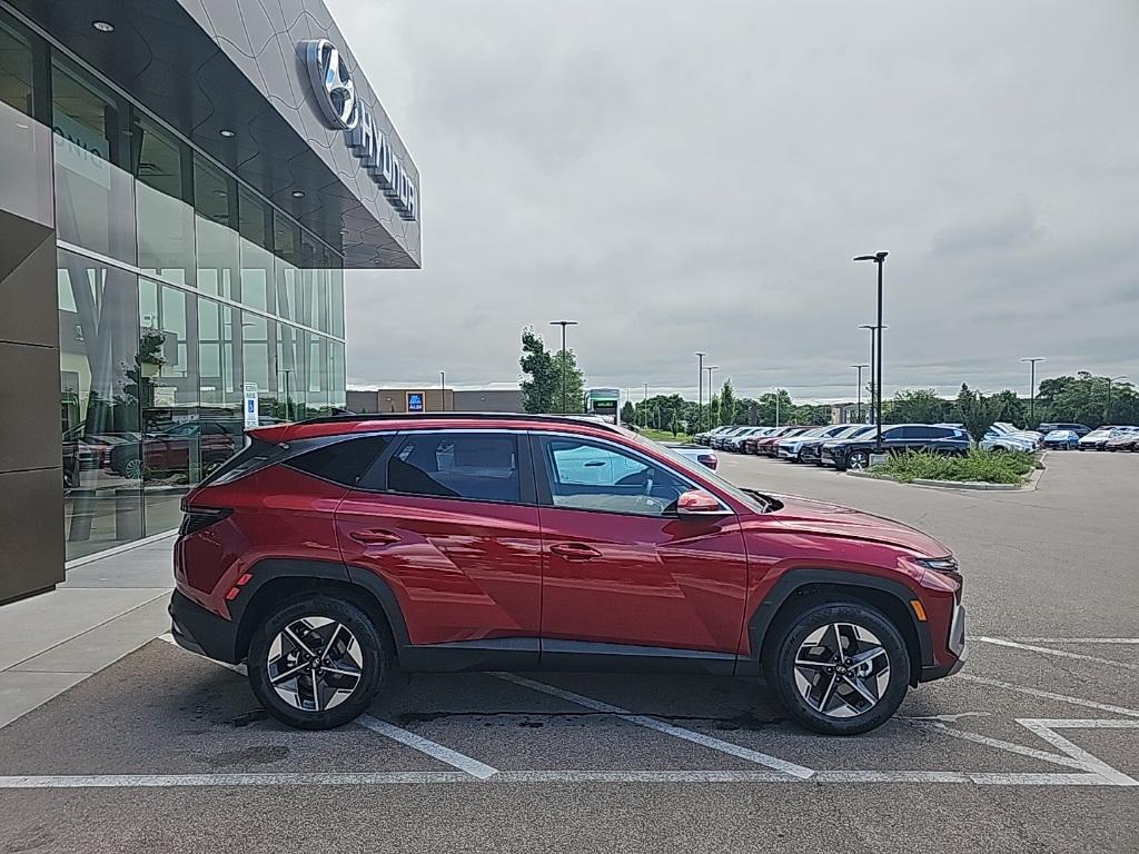 2025 Hyundai Tucson SEL Convenience photo 4