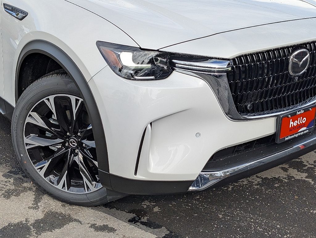 2026 Mazda CX-90 Premium Plus photo 2