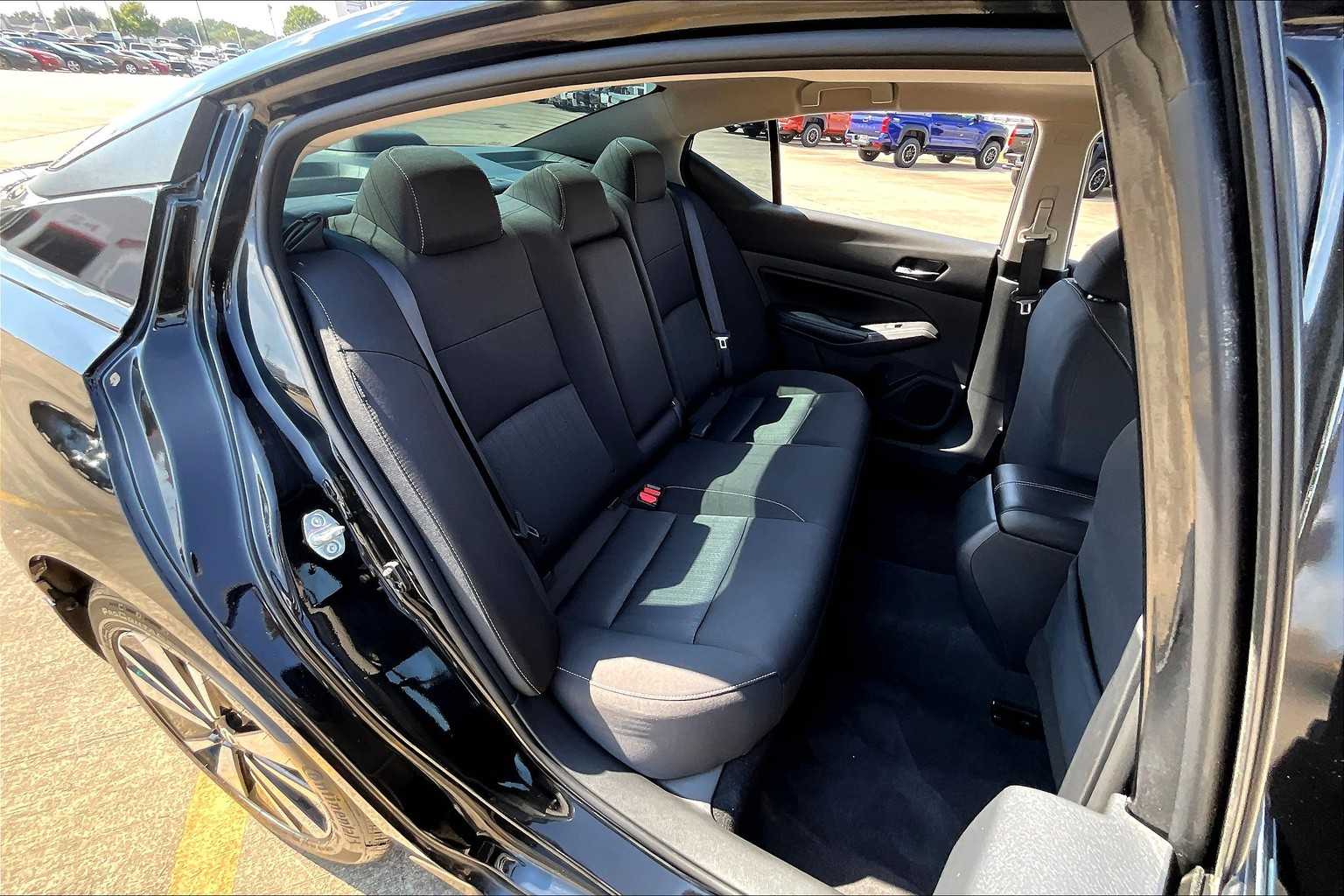 2022 Nissan Altima 2.5 SV photo 20