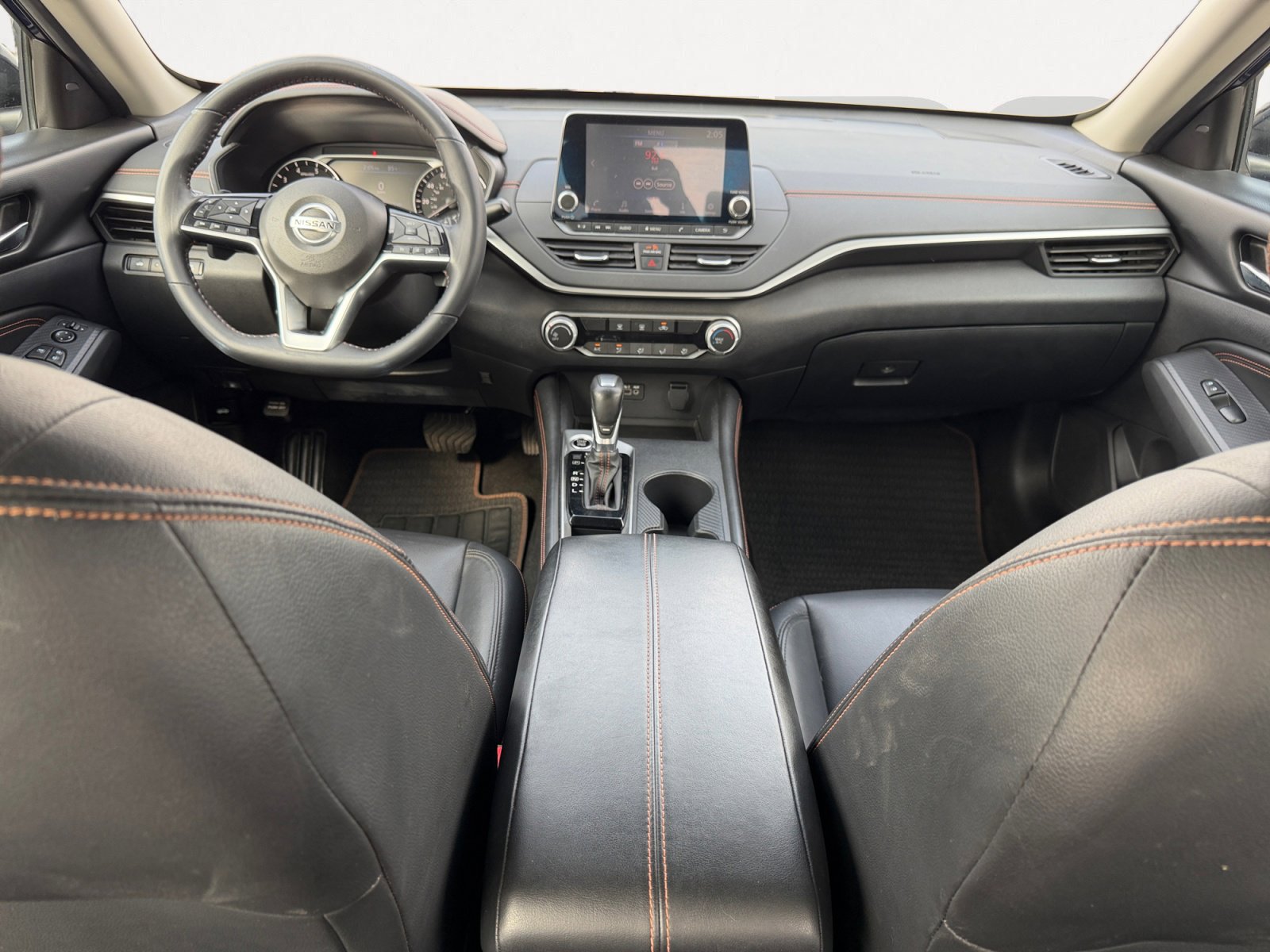 2020 Nissan Altima 2.5 SR photo 3