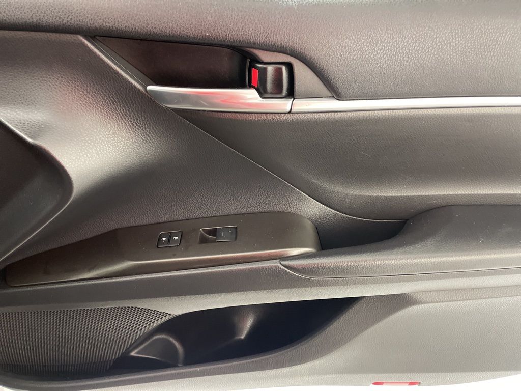 2023 Toyota Camry SE photo 35
