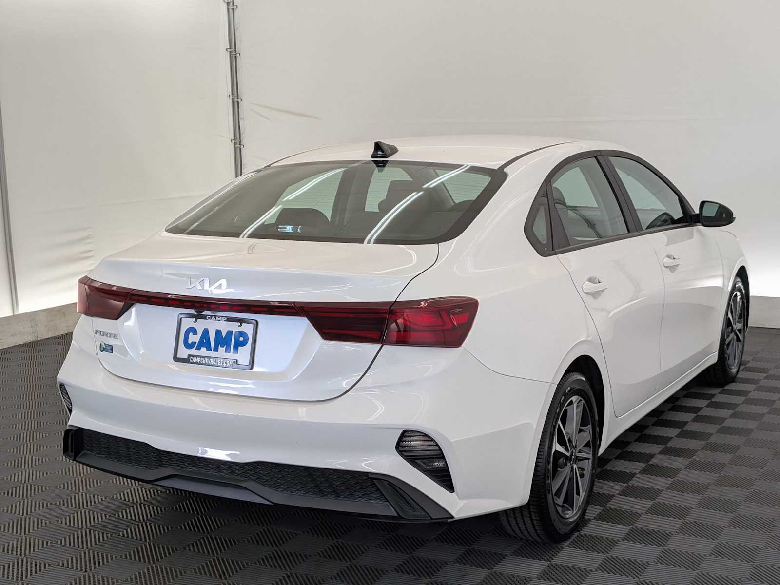 2024 Kia Forte LXS photo 6