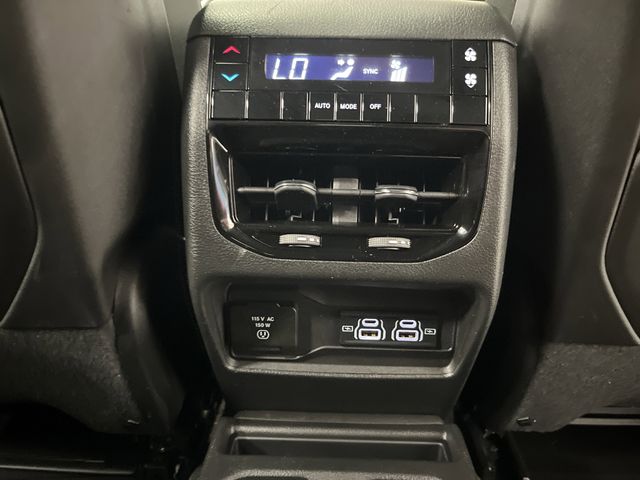 2024 Jeep Grand Cherokee Altitude X photo 28
