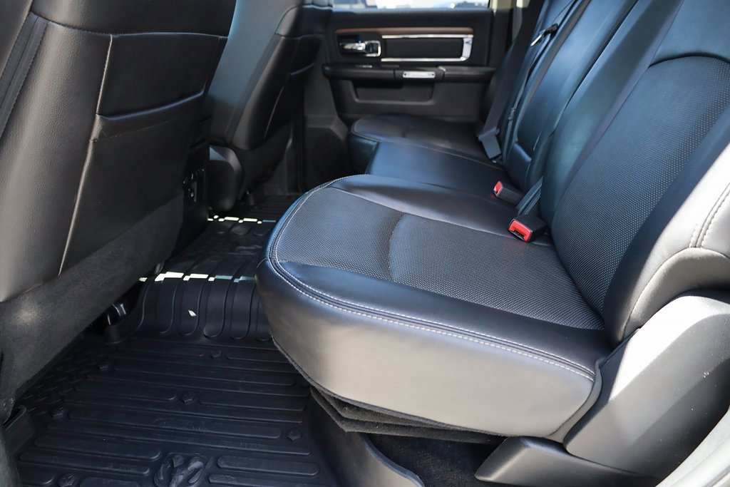2014 Ram 3500 Laramie photo 17