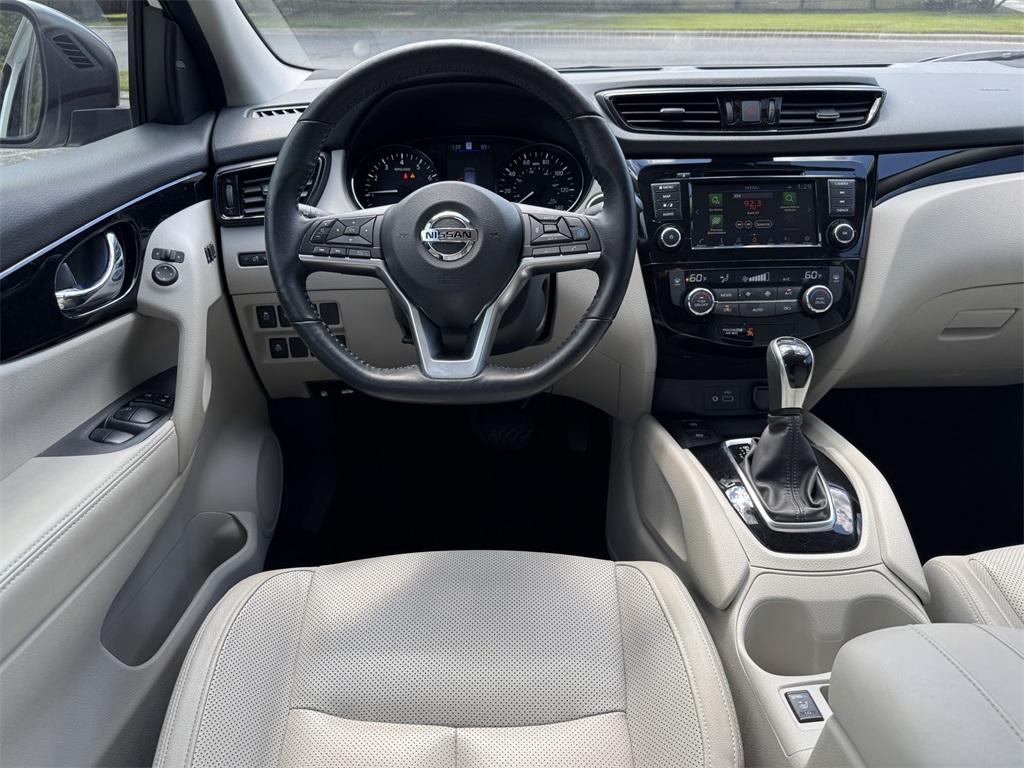 2022 Nissan Rogue Sport SL photo 14