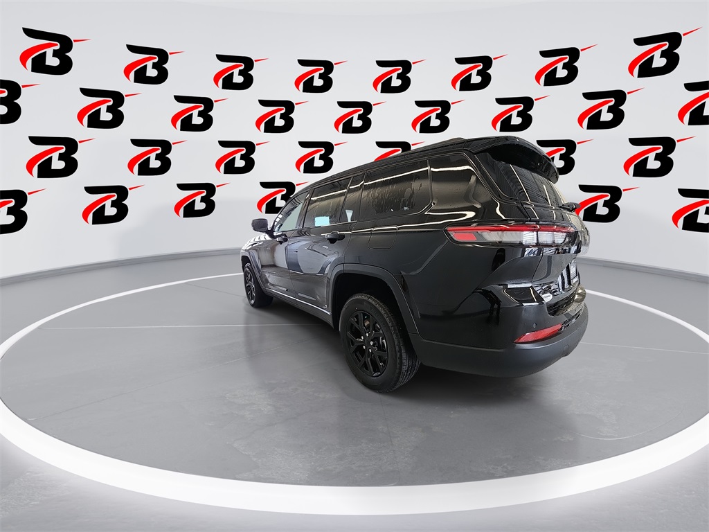 2025 Jeep Grand Cherokee Altitude X photo 3