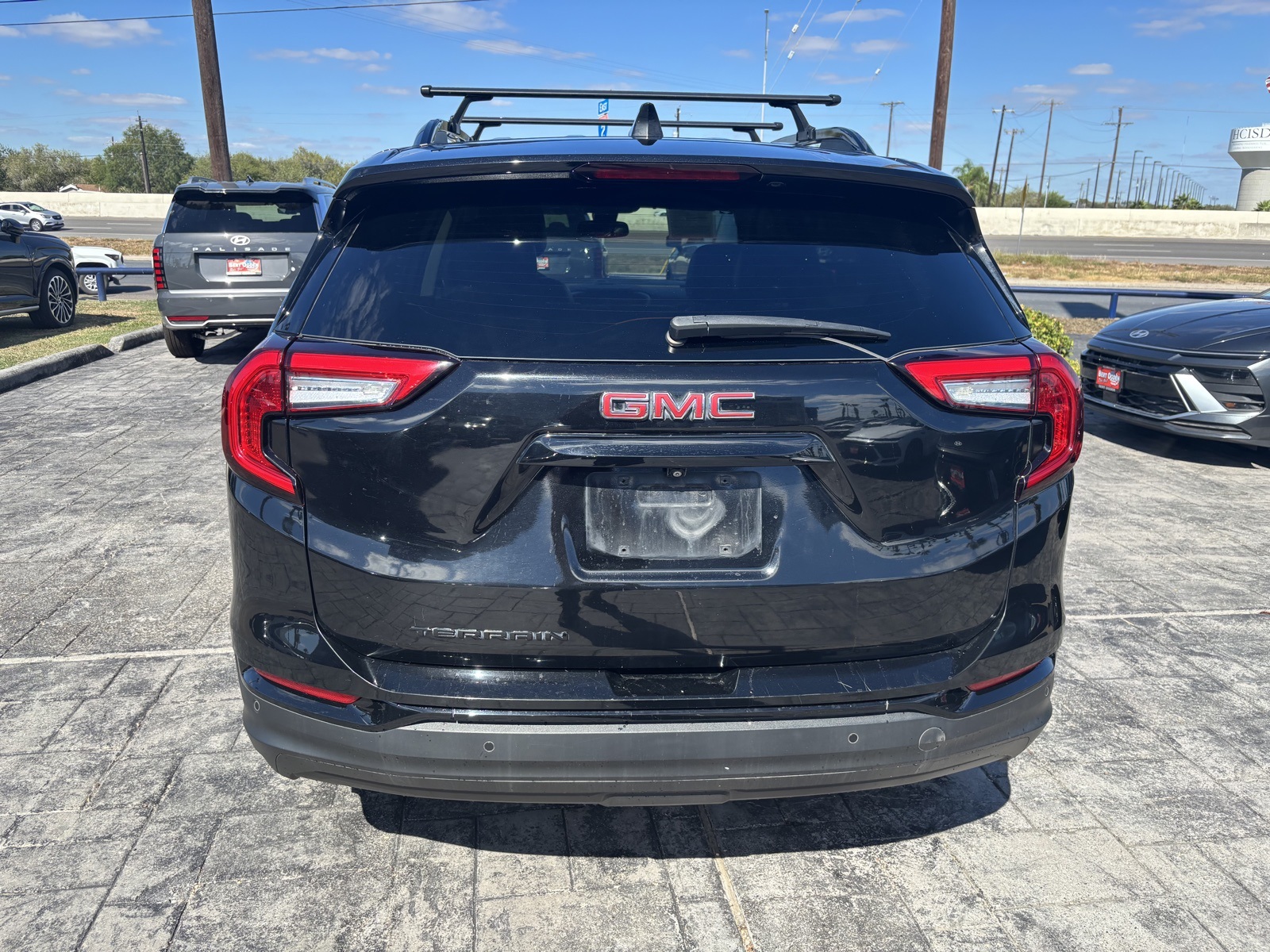 2022 Gmc Terrain SLT photo 2