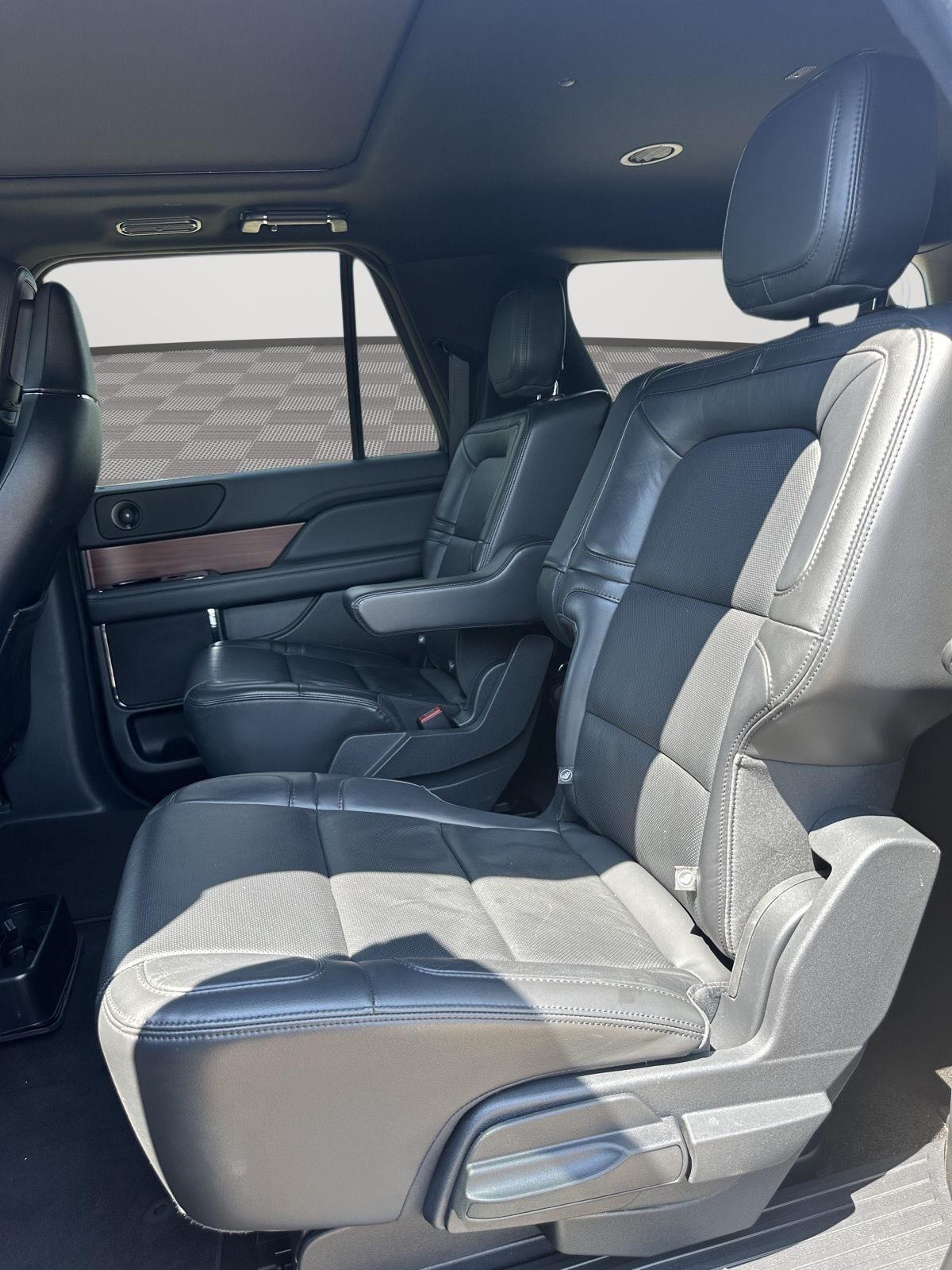 2023 Lincoln Navigator L Reserve photo 8